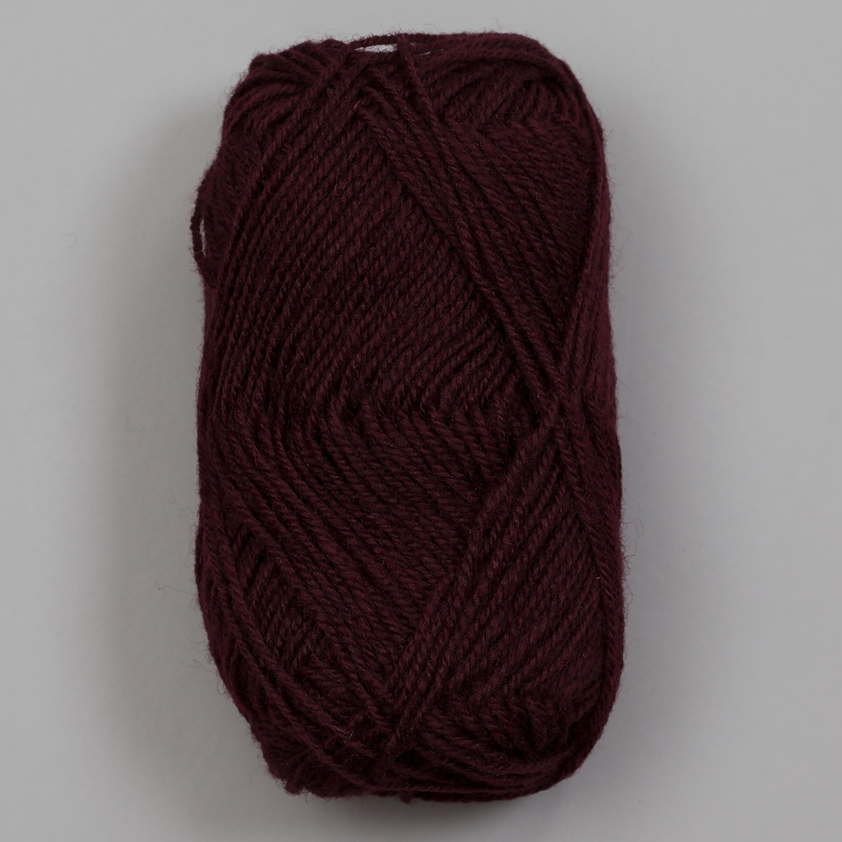 3-tråds strikkegarn - Burgunder (180)