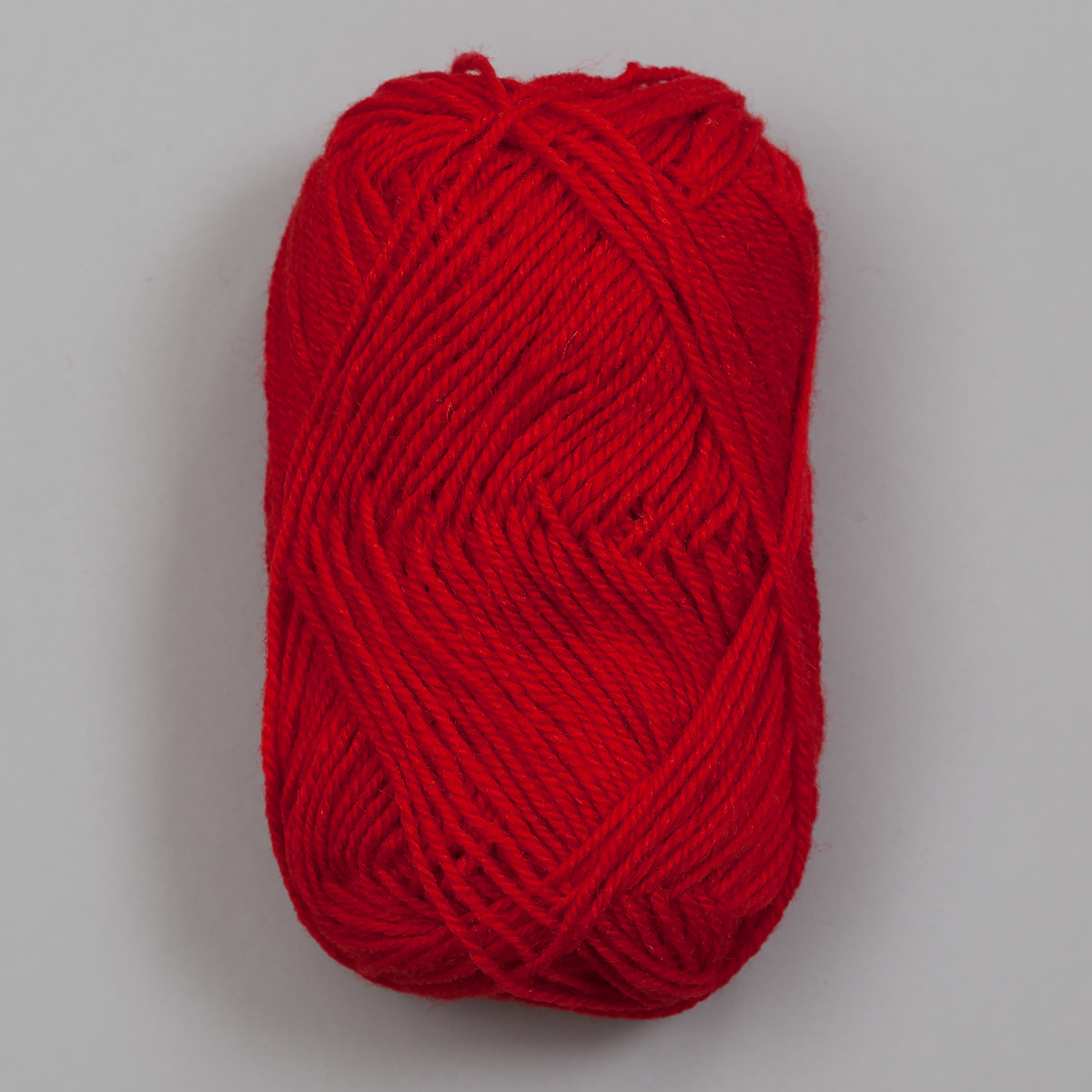 3-tråds strikkegarn - Høyrød (174)