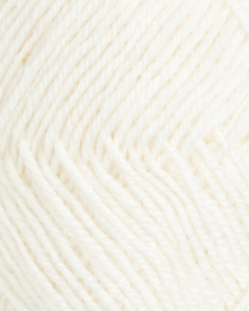 3-tråds strikkegarn - 100 (Hvit)