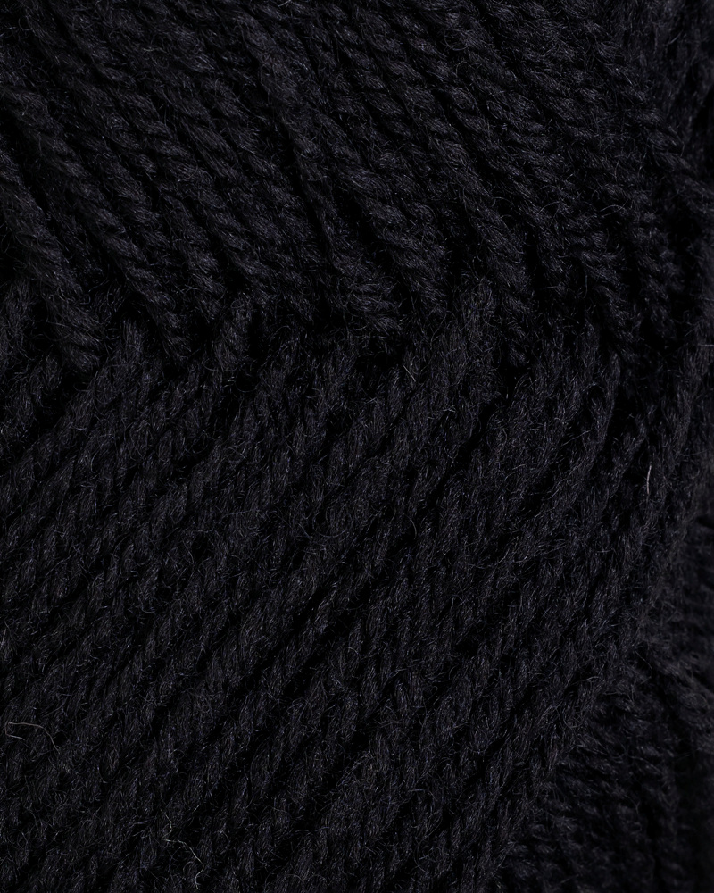 3-tråds strikkegarn - 110 (Sauesvart)